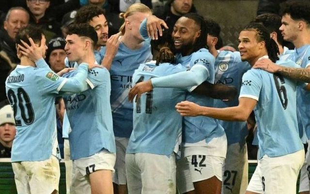 Manchester City duy trì chiều sâu đội hình vượt trội so với các đối thủ cùng thành phố
